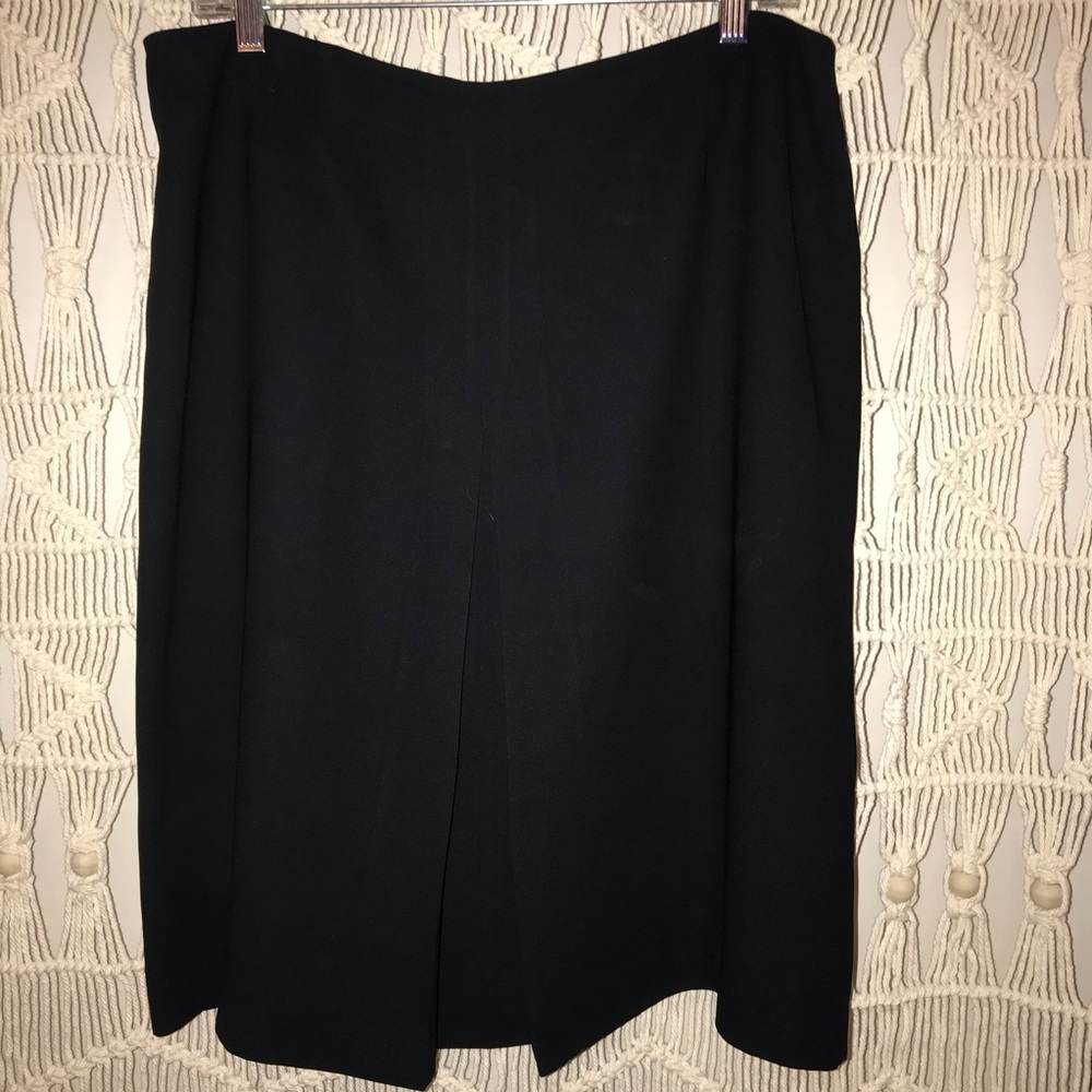 Front Pleat Skirt